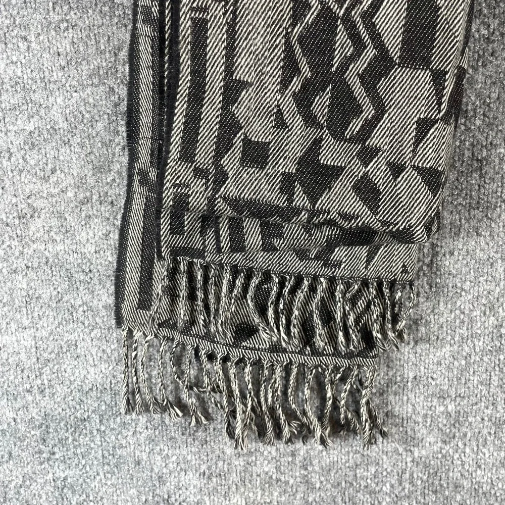 VTG Saks Fifth Avenue Scarf Unisex One Size Black Geometric Abstract Wool Italy